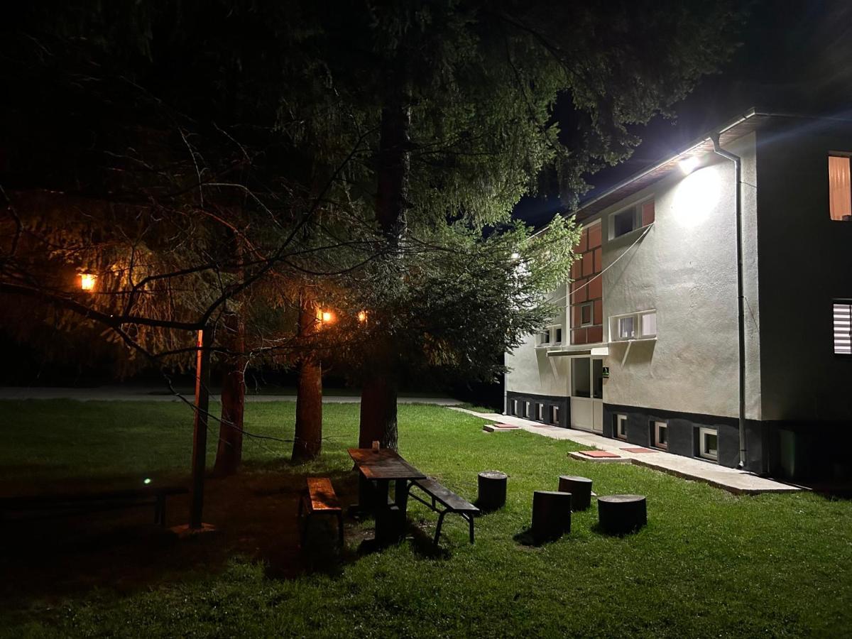Apartman Zelengora Tjentiste Εξωτερικό φωτογραφία